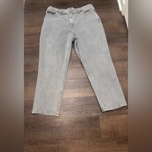 Abercrombie & Fitch Light Gray Wash The 90’s Straight Curve Love Size 34